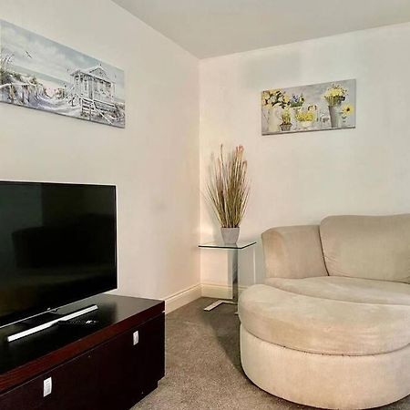 No12-Luxe Living Guest Apartment- 1 Bed-Garden-Private Parking-Wifi-Beach-City Swansea Dış mekan fotoğraf